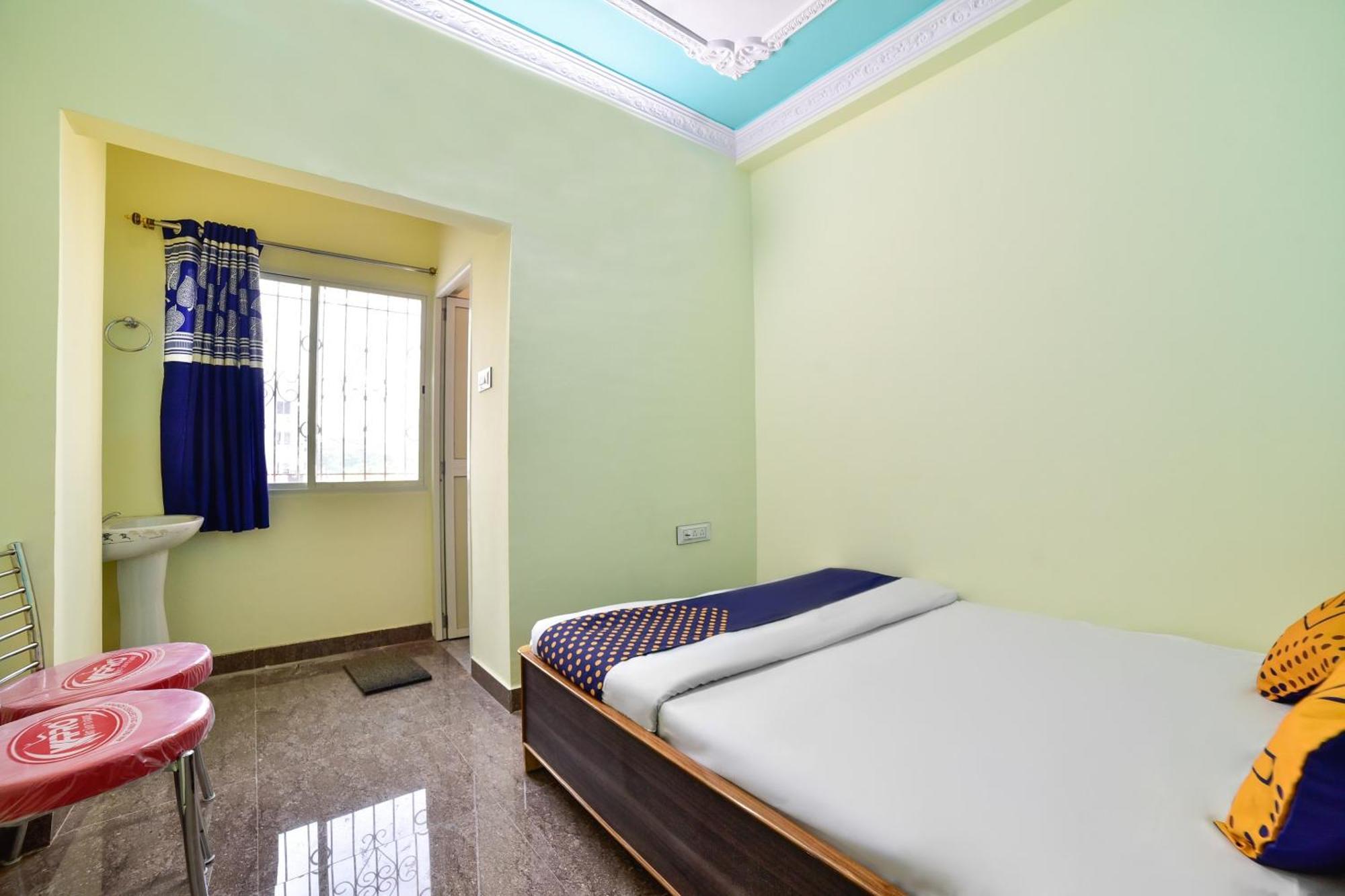 פאטנה Spot On Devlok Guest House מראה חיצוני תמונה